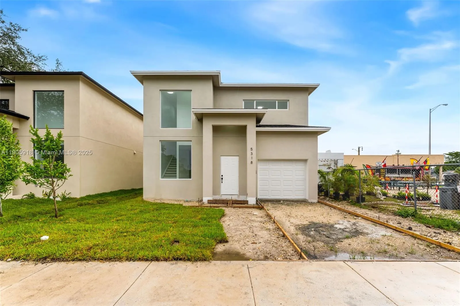 5318 NW 7 ct