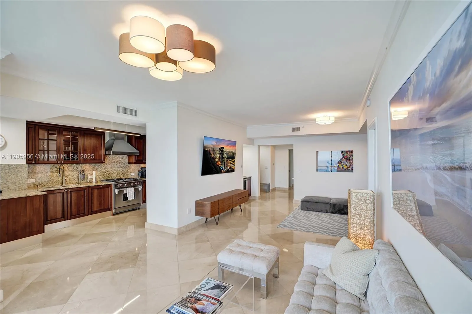 17875 Collins Ave, #2605