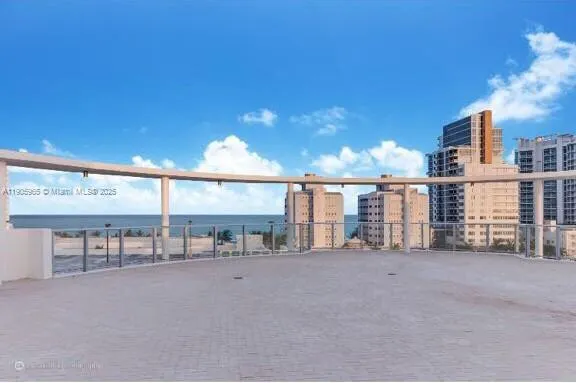 6620 Indian Creek Dr, #508