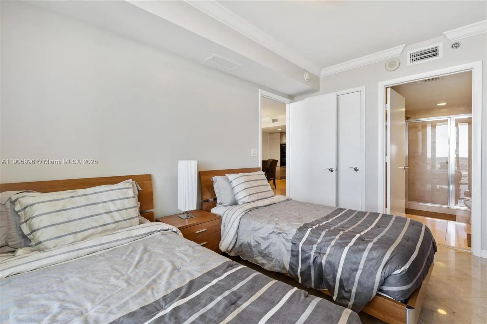 1800 S Ocean Dr, #4007