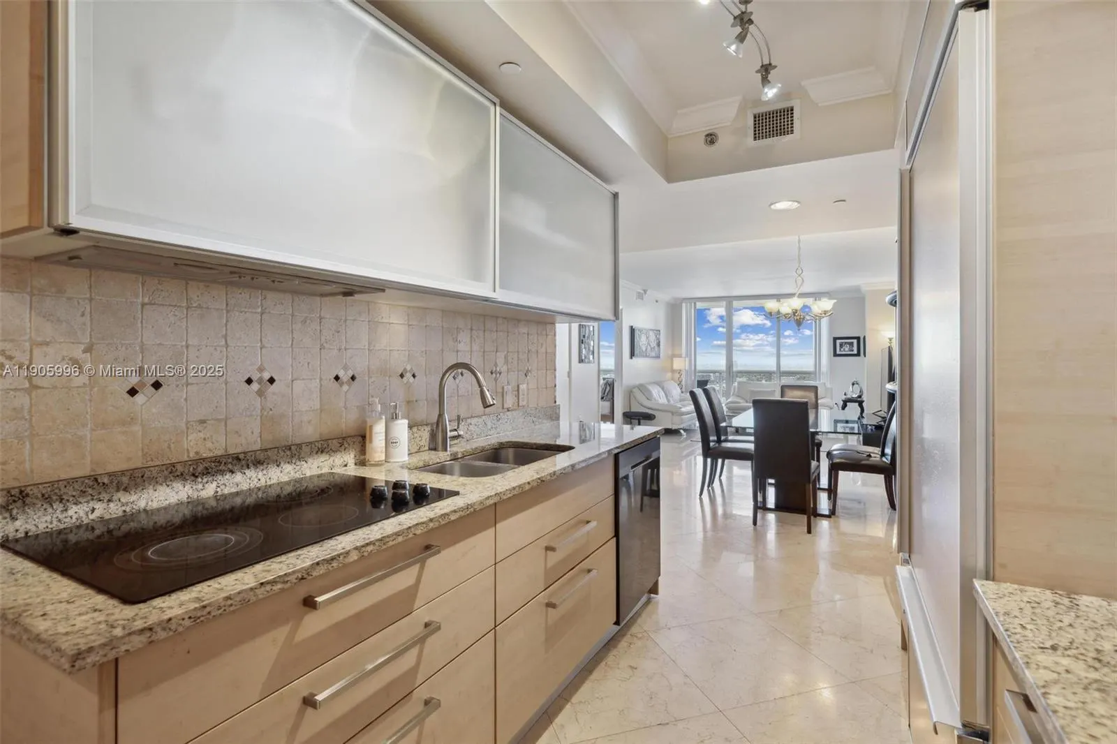 1800 S Ocean Dr, #4007