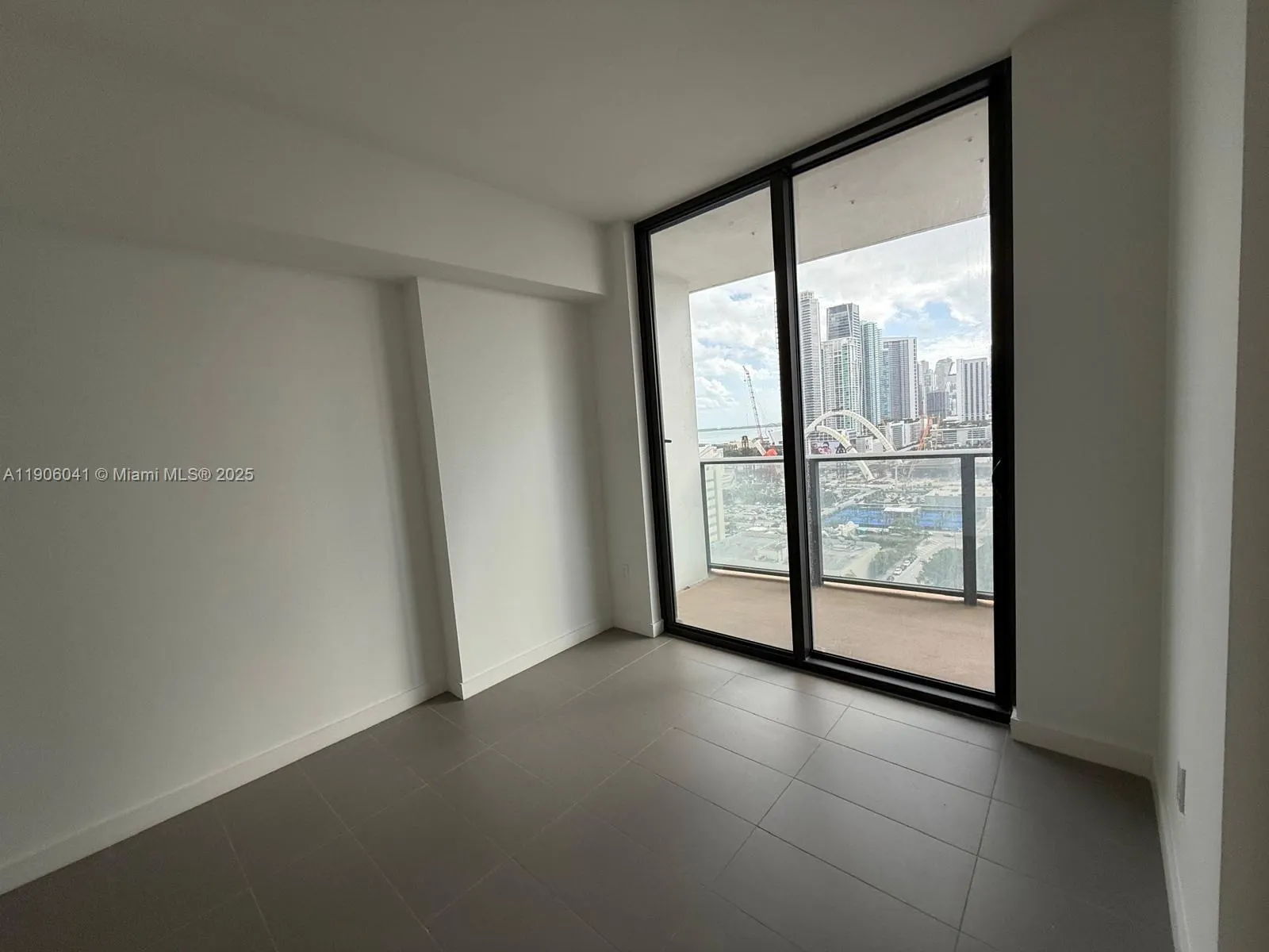 1600 NE 1st Ave, #1909