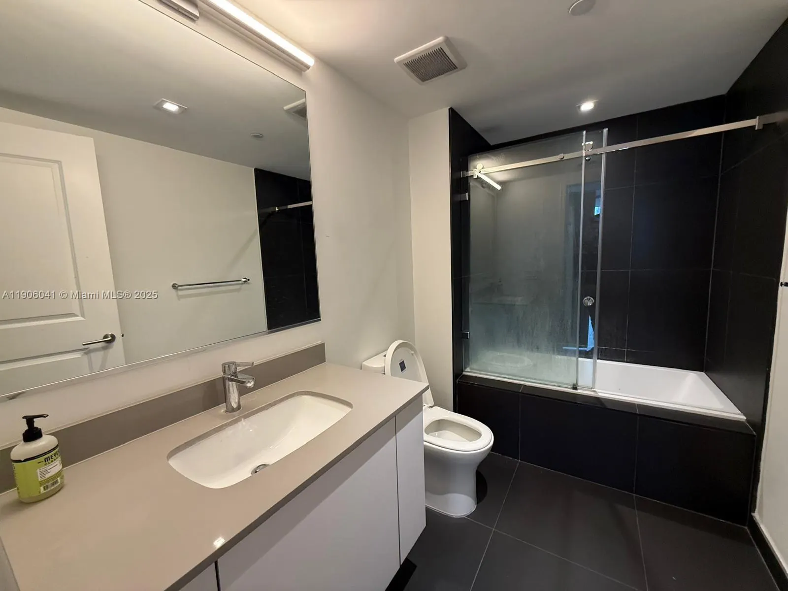 1600 NE 1st Ave, #1909