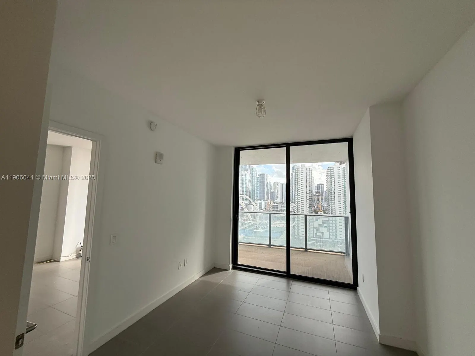 1600 NE 1st Ave, #1909