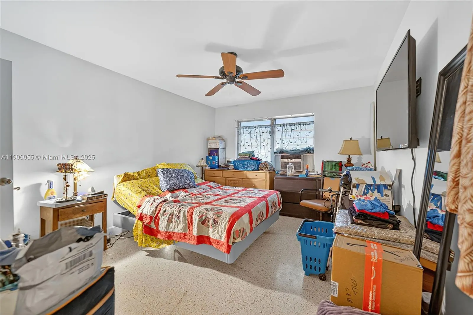 1219-1221 NE 18th Ave