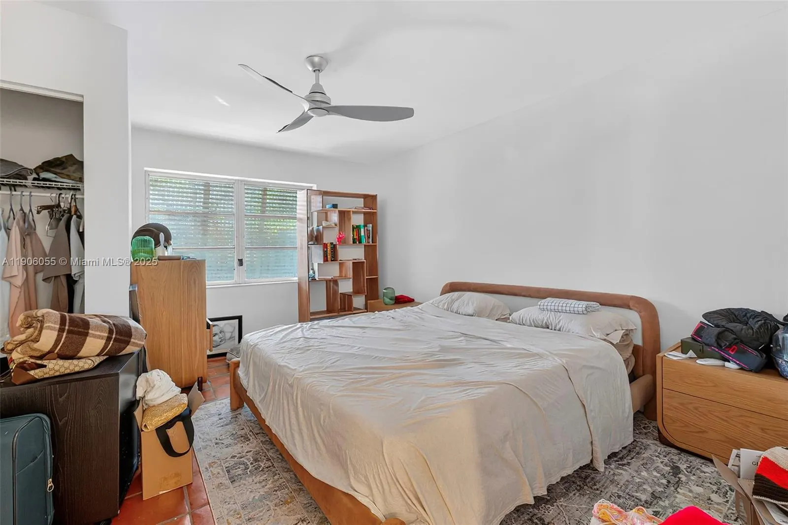 1219-1221 NE 18th Ave