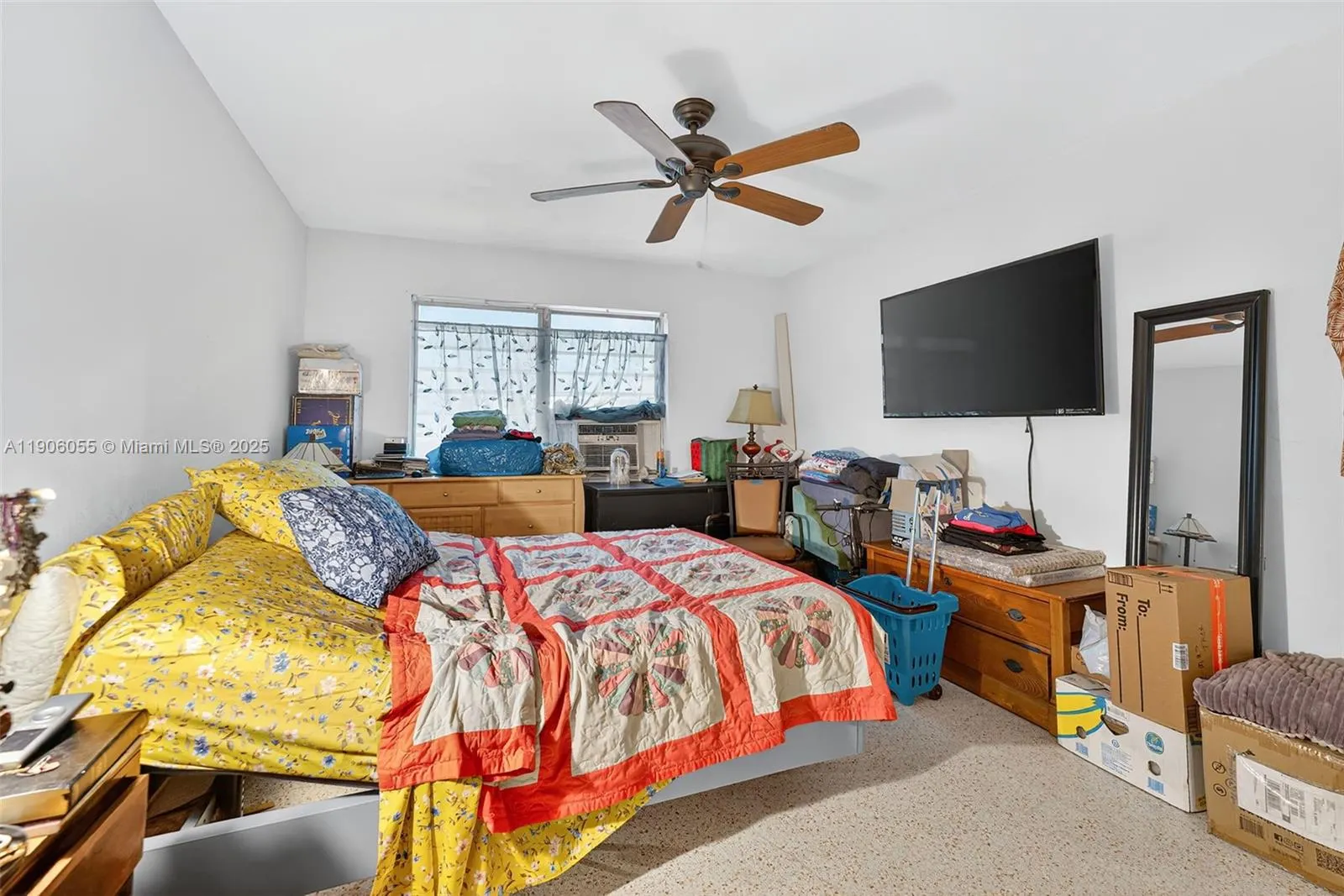 1219-1221 NE 18th Ave