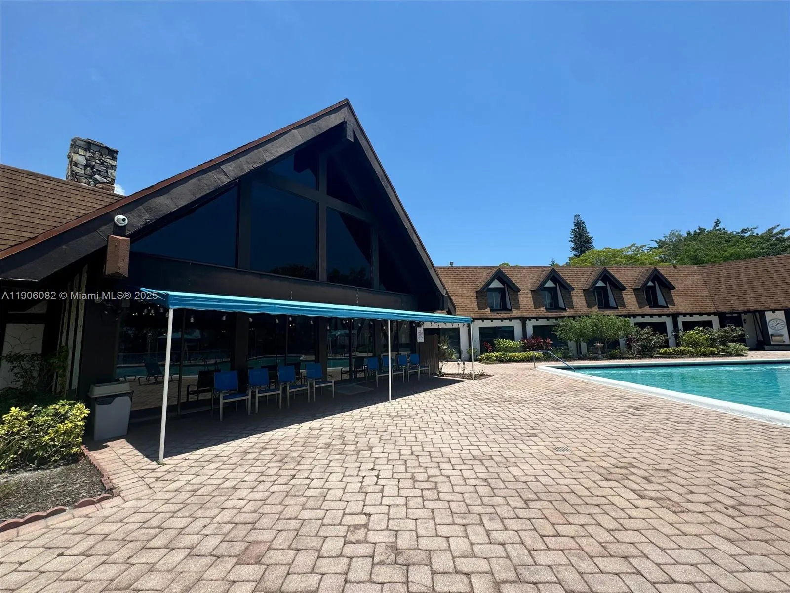 3730 Inverrary Dr, #3B