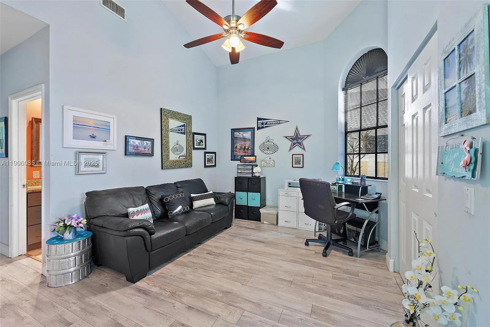 12960 Oak Knoll Drive