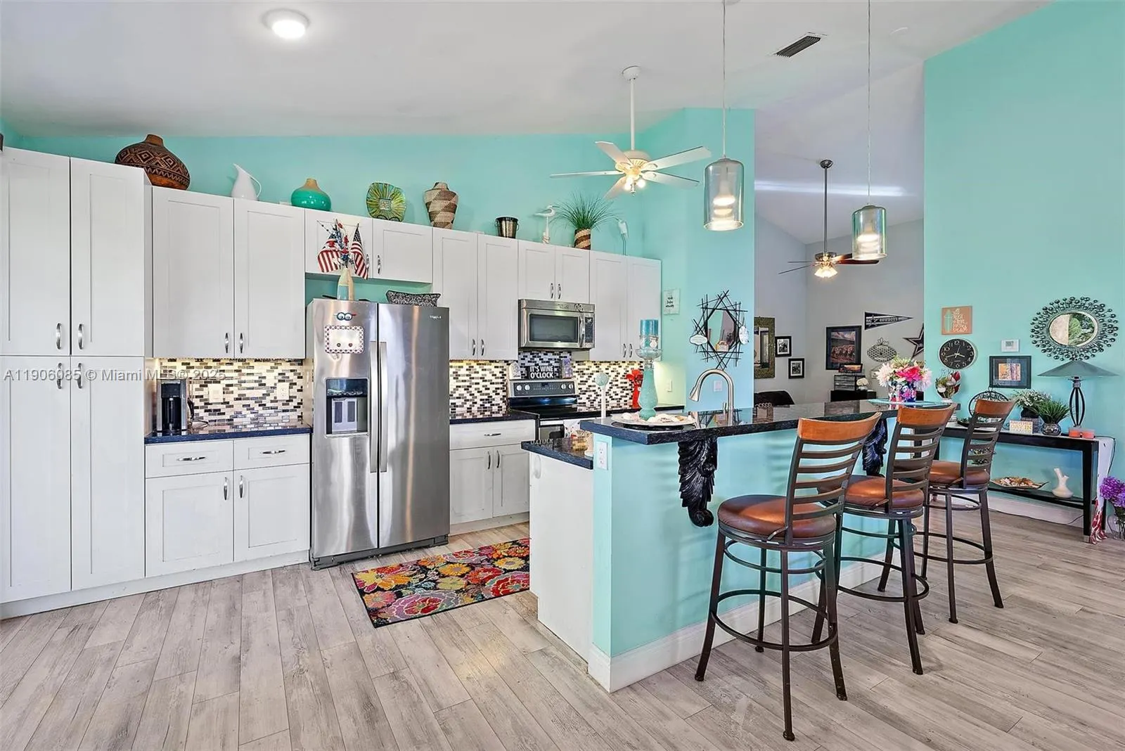 12960 Oak Knoll Drive