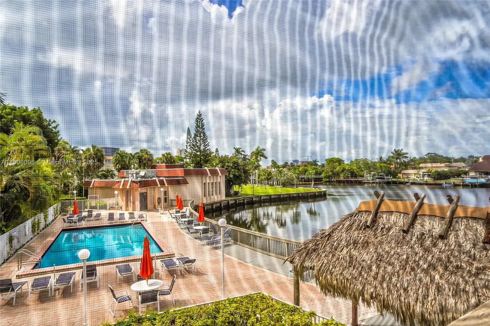 2001 Atlantic Shores Blvd, #220