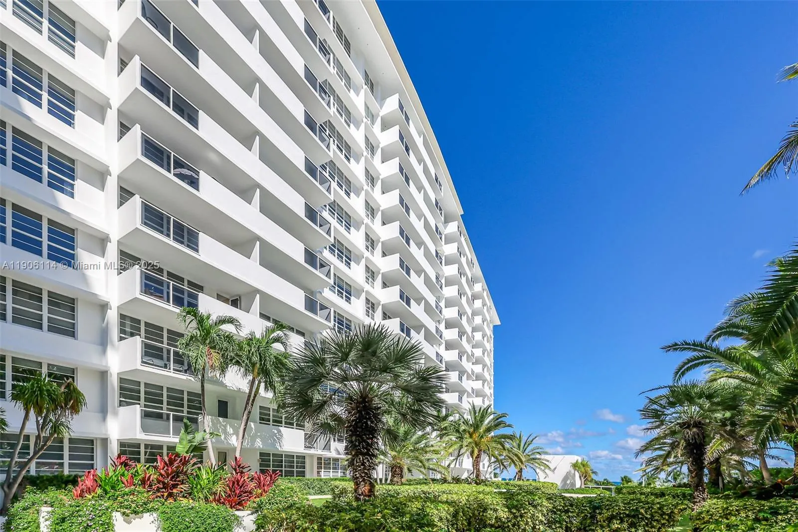 100 Lincoln Rd, #502