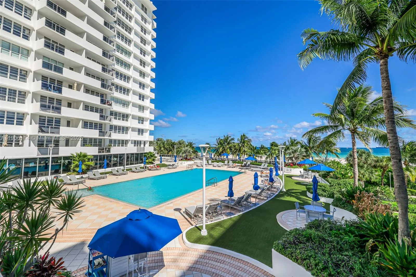 100 Lincoln Rd, #502