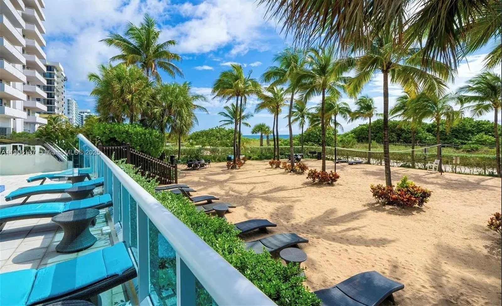 9172 Collins Ave, #212