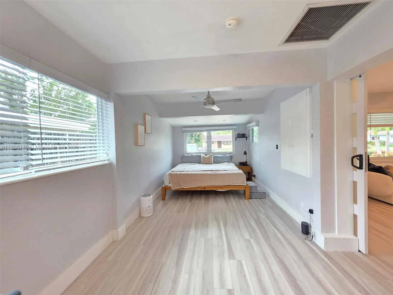 250 NE 42nd St, #250