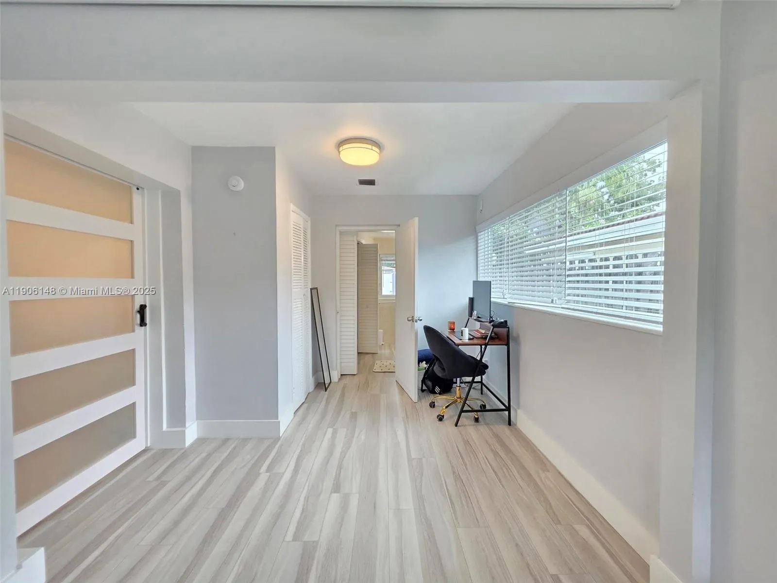 250 NE 42nd St, #250