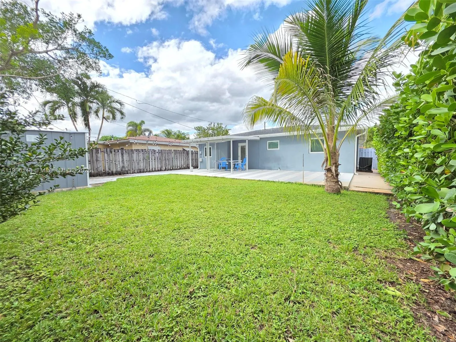 250 NE 42nd St, #250