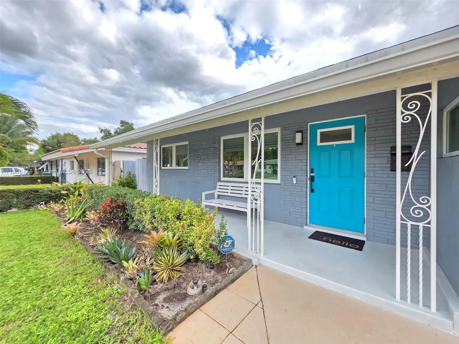 250 NE 42nd St, #250