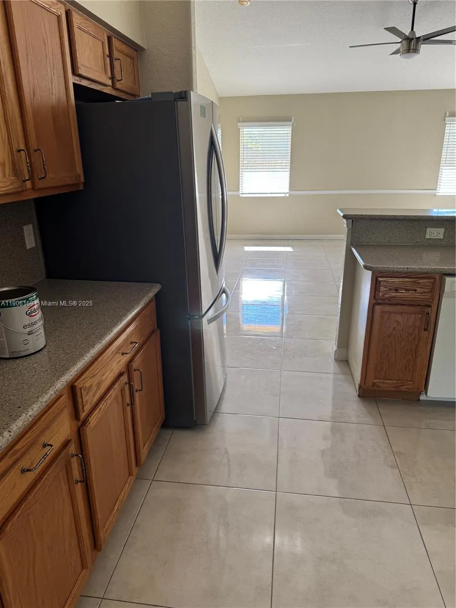 726 SW McCracken Avenue