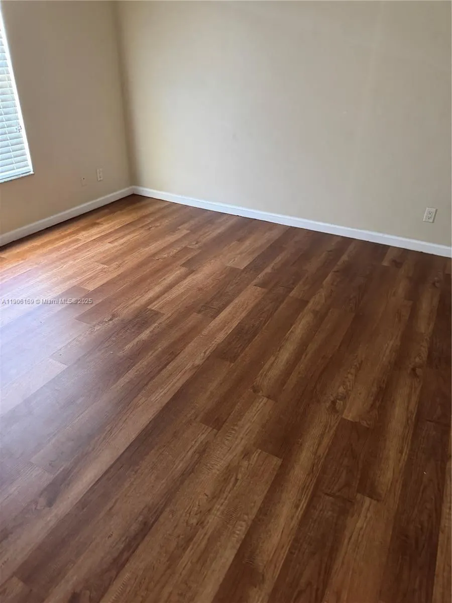 726 SW McCracken Avenue