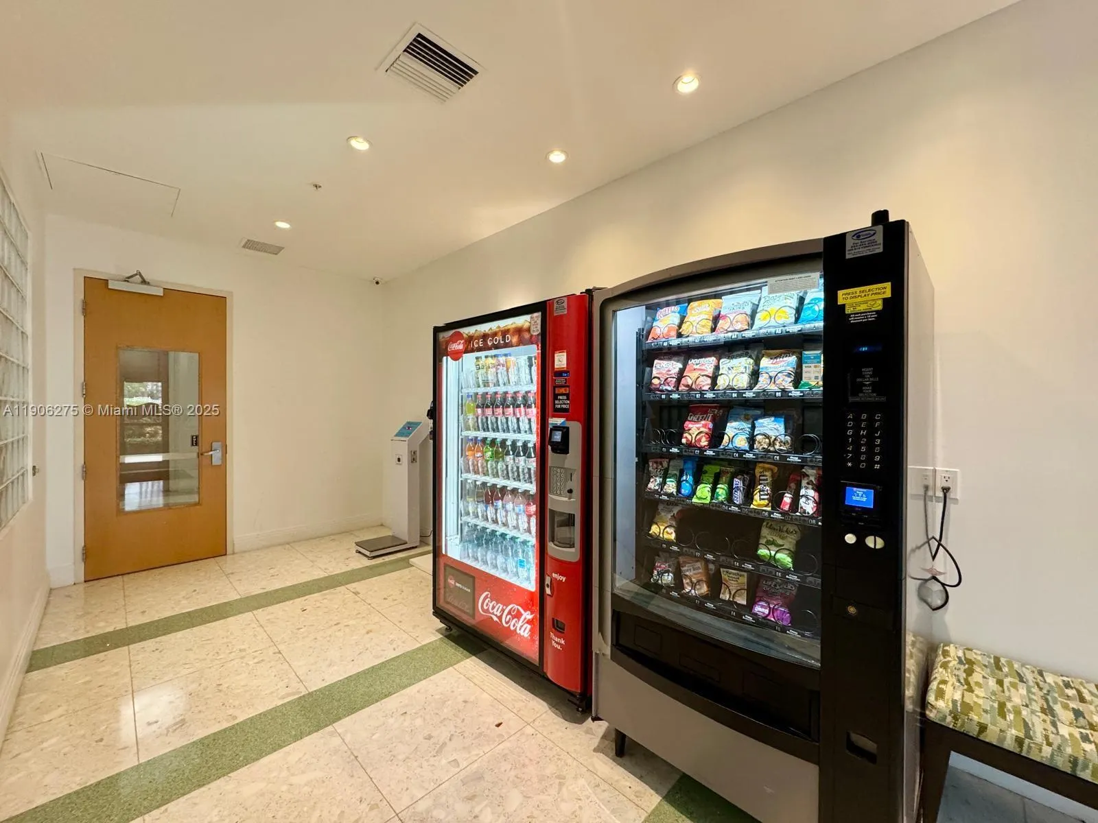 3901 S Ocean Dr, #5A