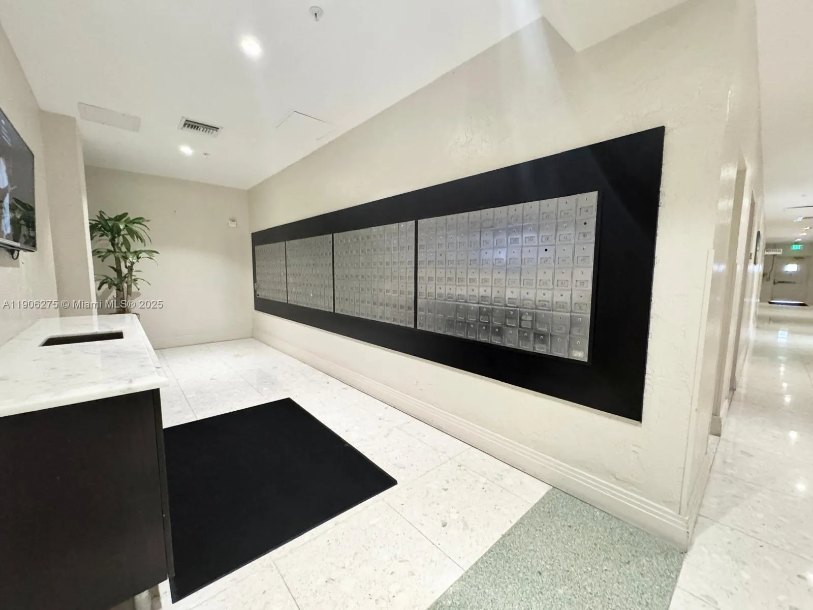 3901 S Ocean Dr, #5A