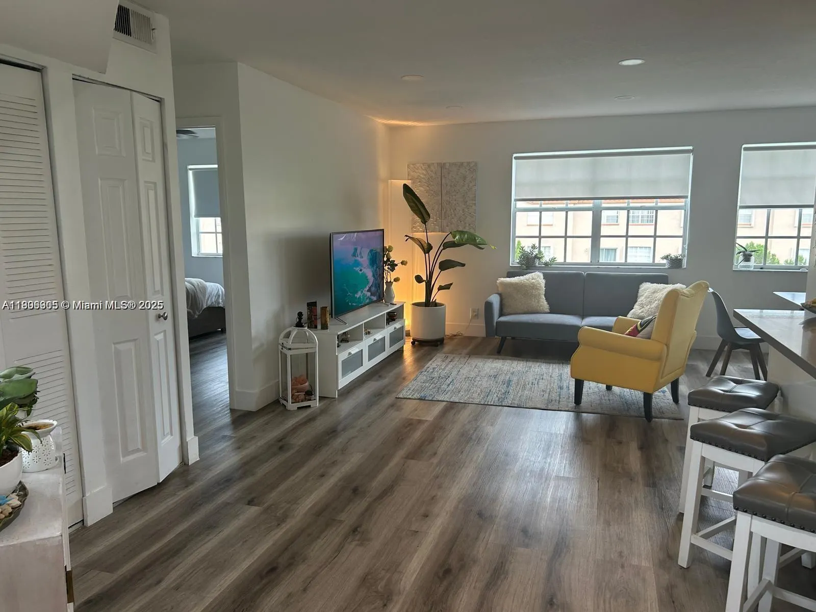 365 SW 86th Ave, #204