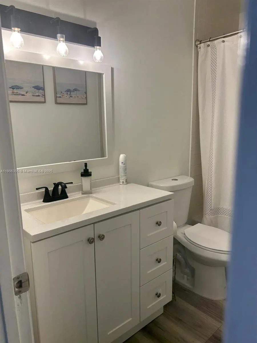 365 SW 86th Ave, #204