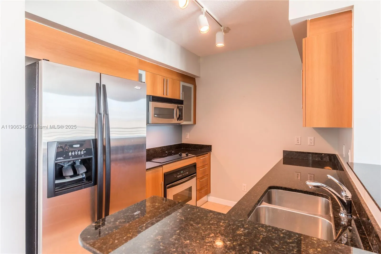 335 S Biscayne Blvd, #3904