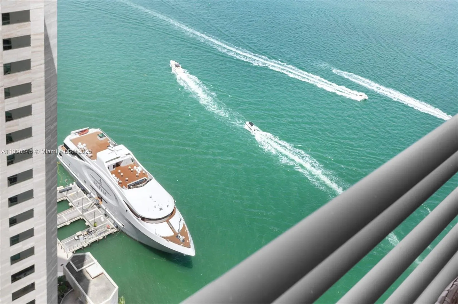 335 S Biscayne Blvd, #3904