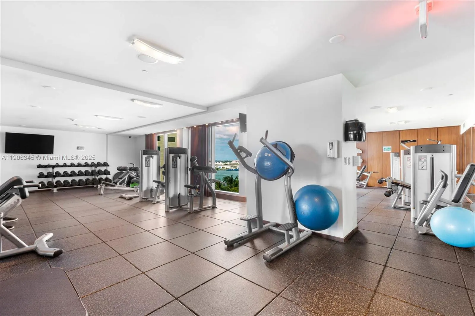 335 S Biscayne Blvd, #3904