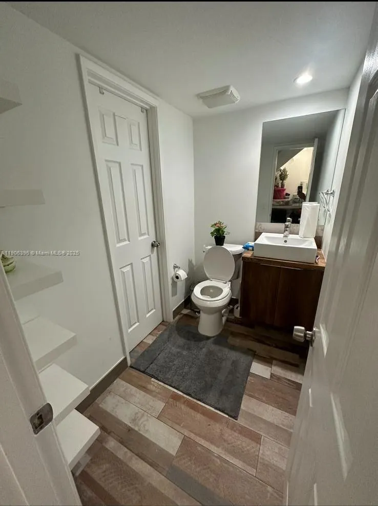 9220 Fontainebleau Blvd, #508