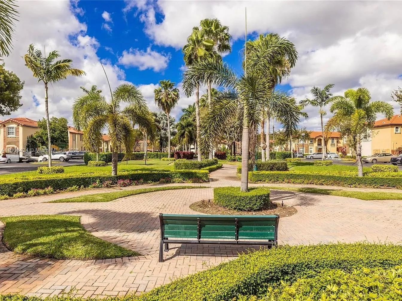 3330 NE 13th Cir Dr, #111-22