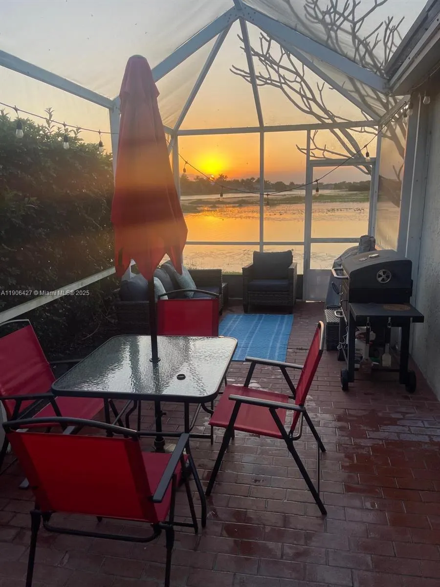 1499 Presidio Dr, #0