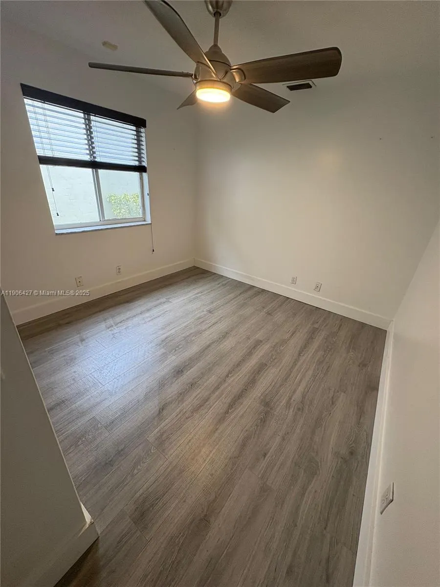 1499 Presidio Dr, #0
