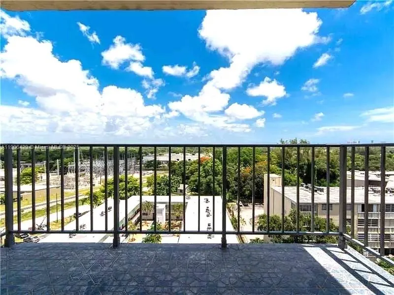 1470 NE 125th Ter, #PH9