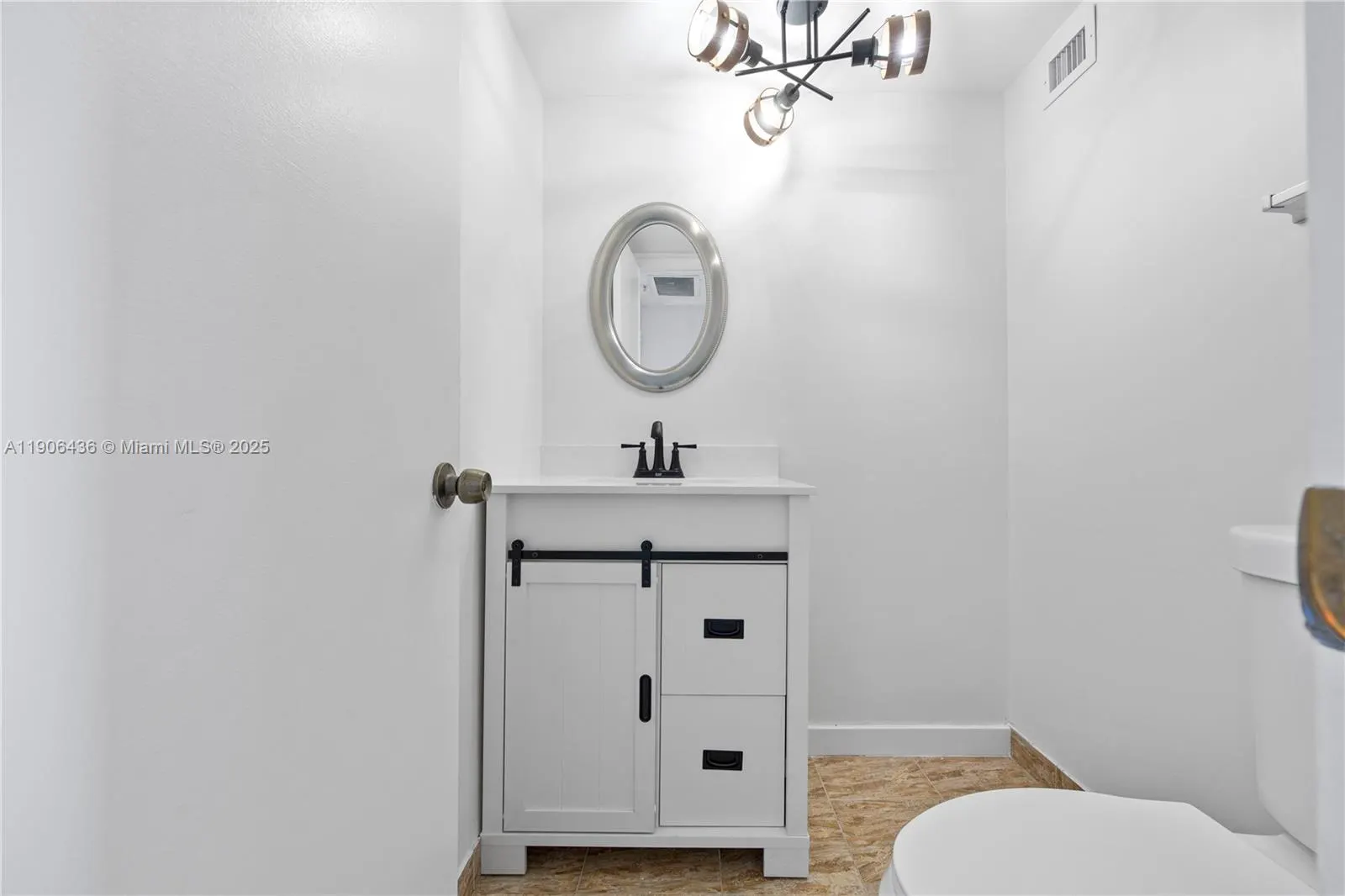 2750 NE 183rd St, #2601