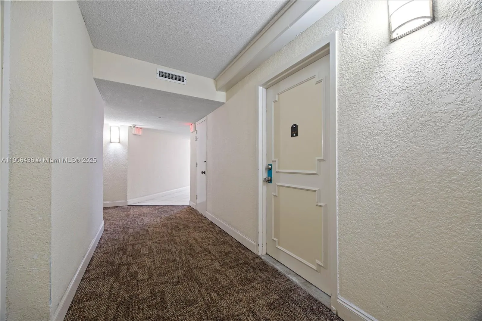 2750 NE 183rd St, #2601