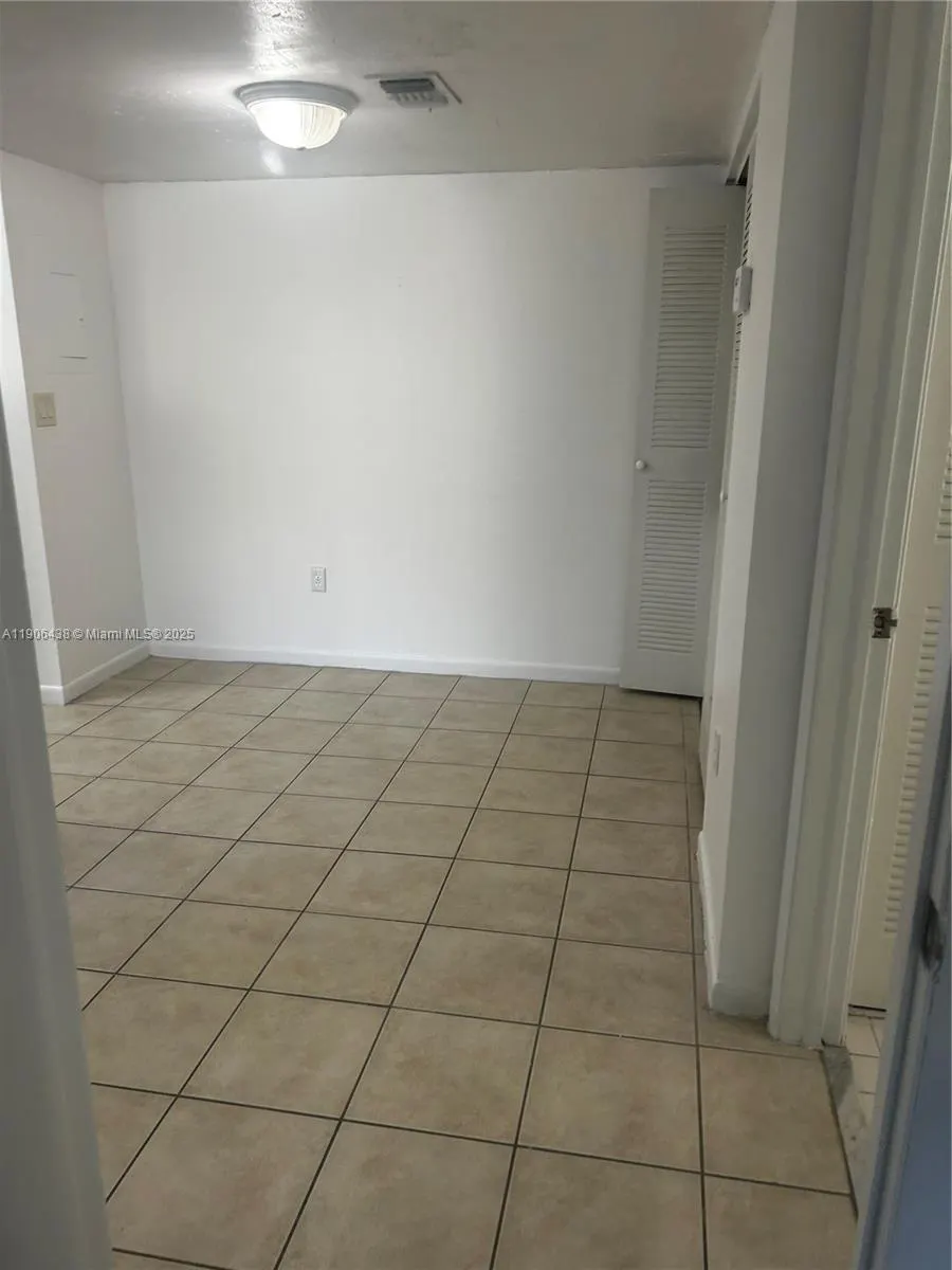 7110 NW 179th St, #110