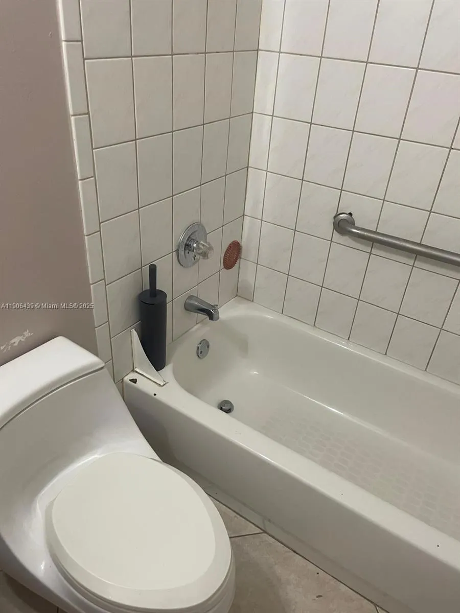 8635 SW 102nd Ave, #0