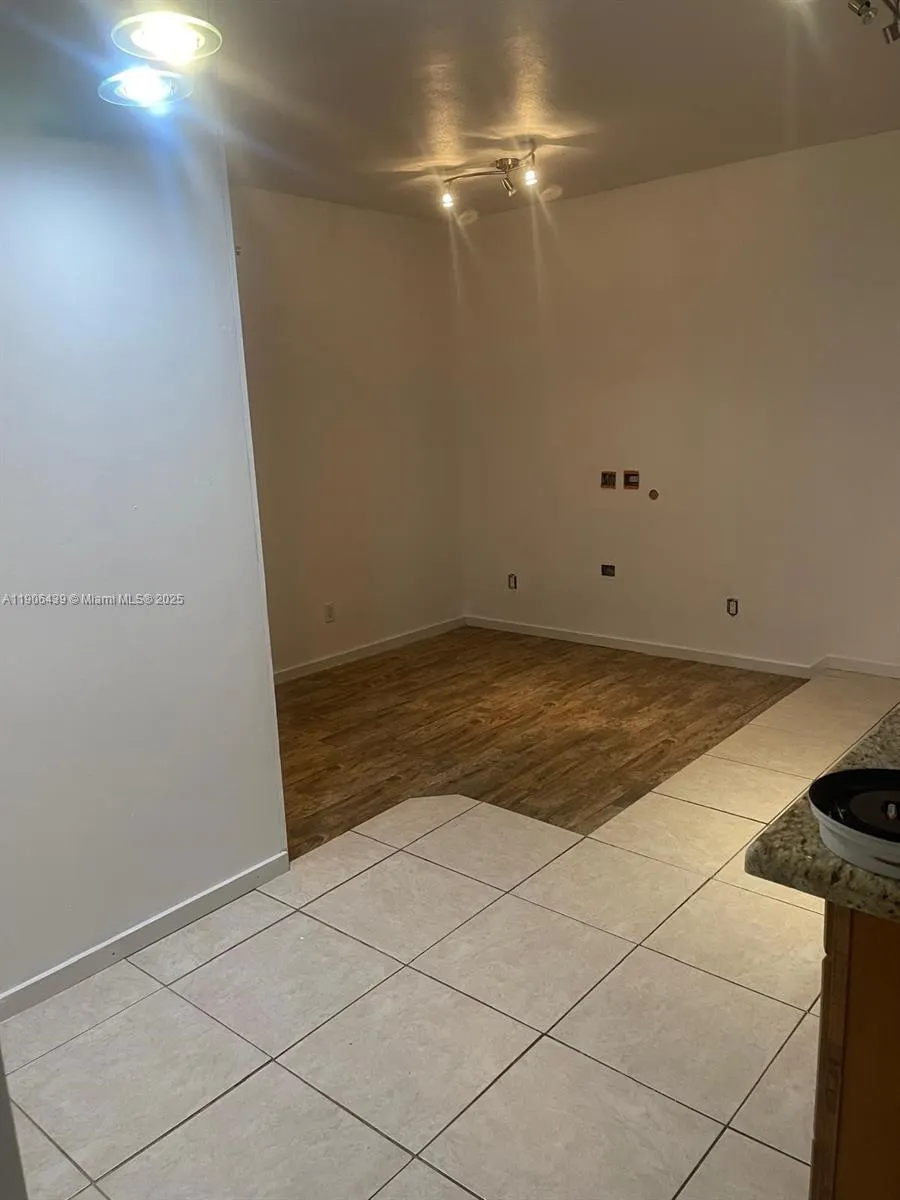 8635 SW 102nd Ave, #0