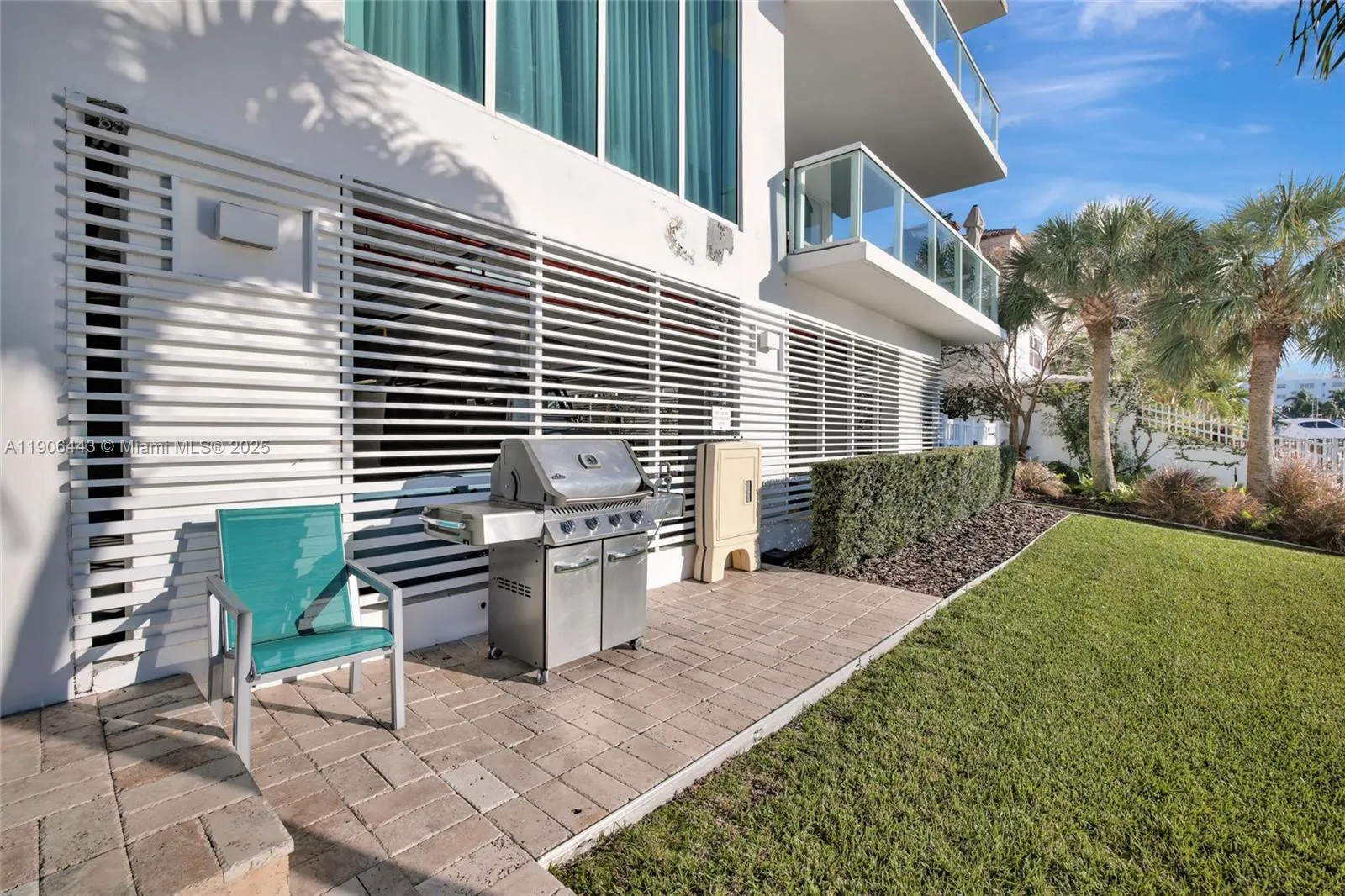 45 Hendricks Isle, #403