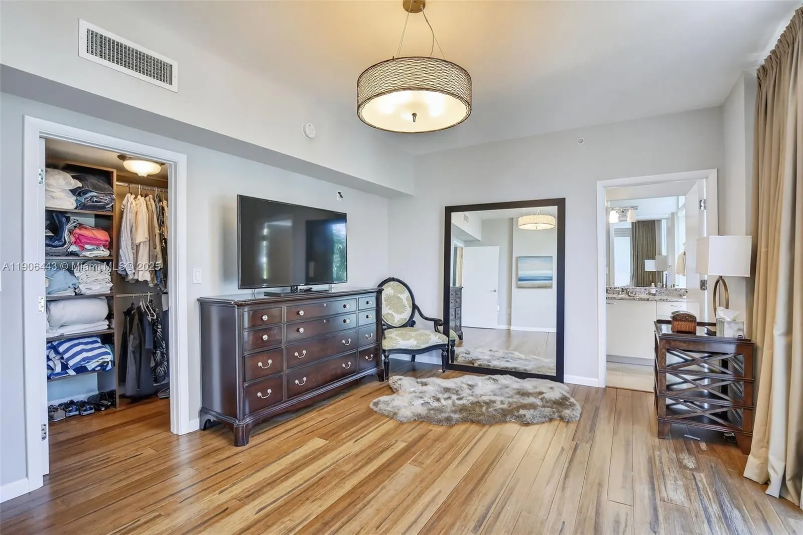 45 Hendricks Isle, #403