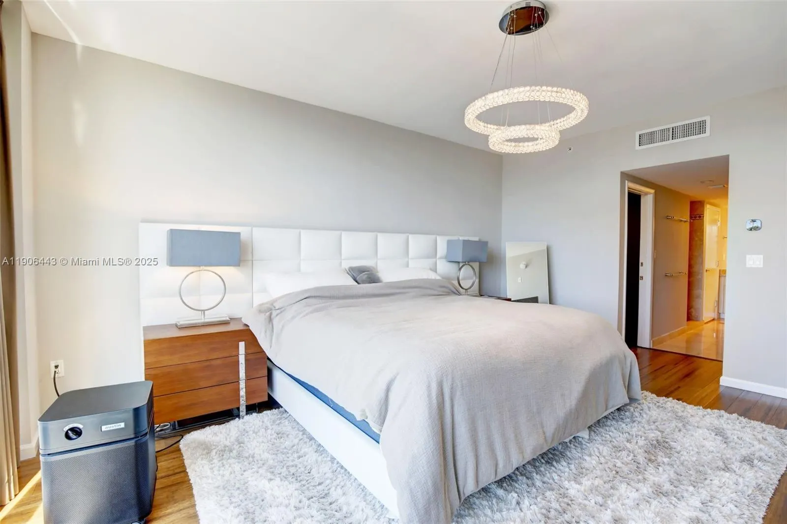 45 Hendricks Isle, #403