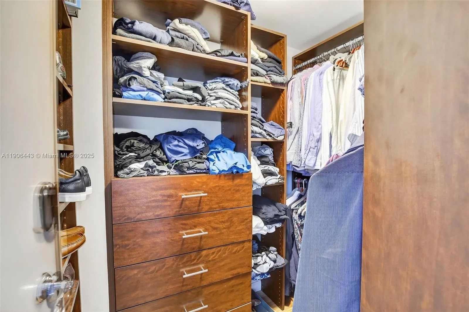 45 Hendricks Isle, #403