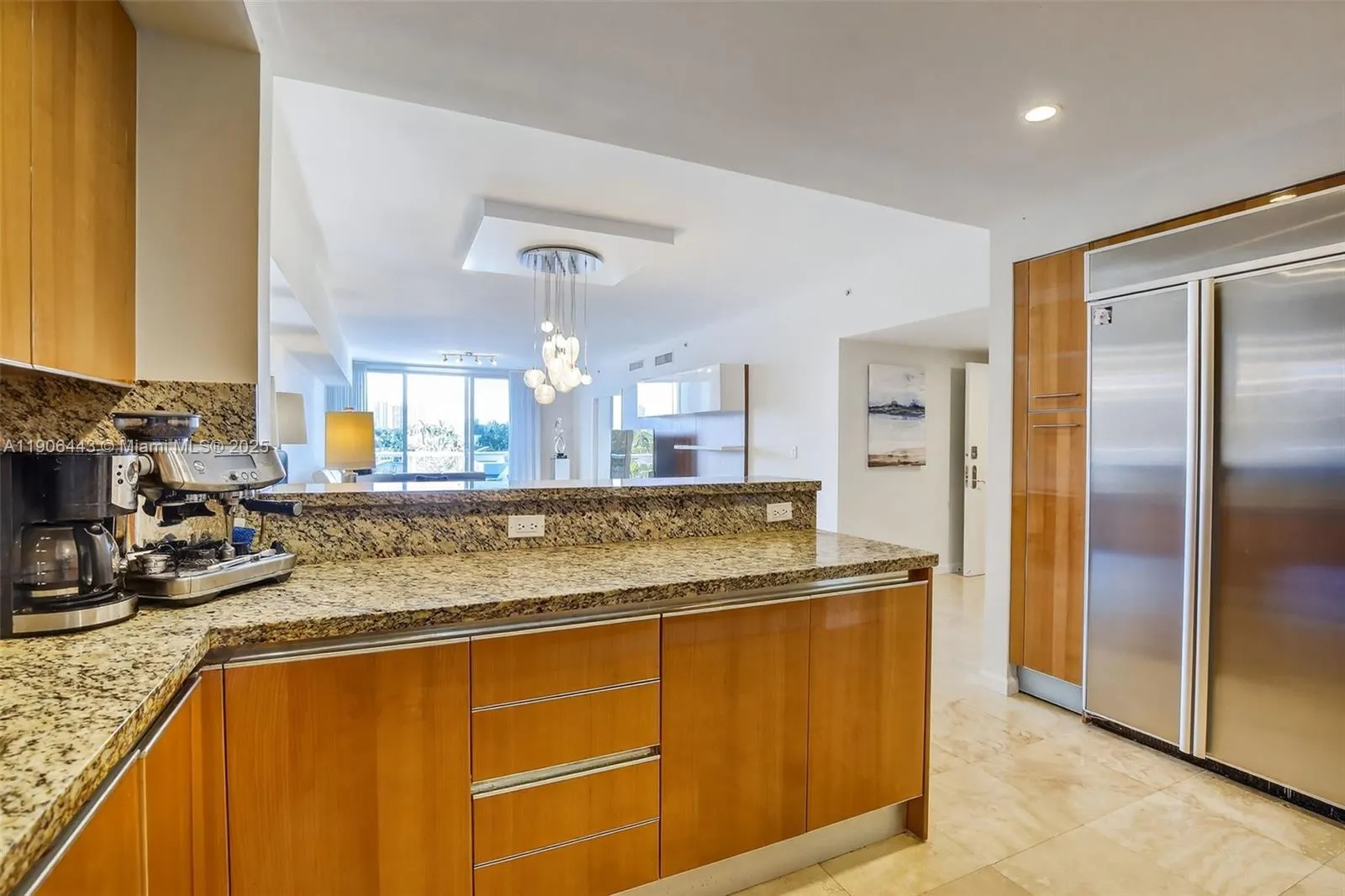 45 Hendricks Isle, #403