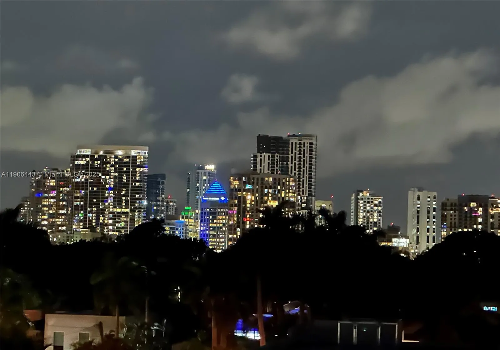 45 Hendricks Isle, #403