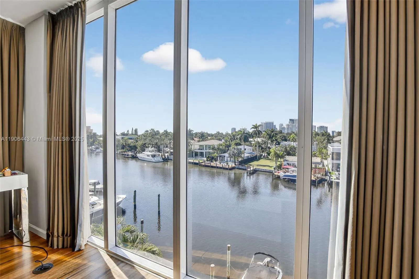 45 Hendricks Isle, #403