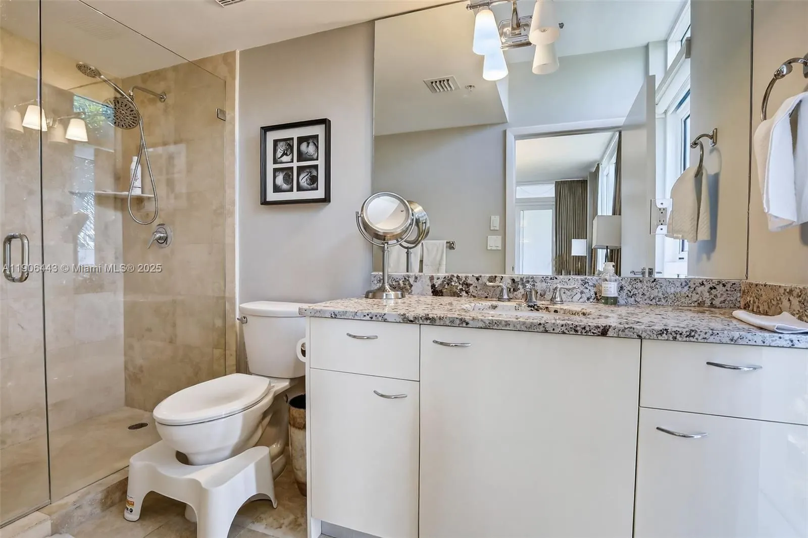 45 Hendricks Isle, #403