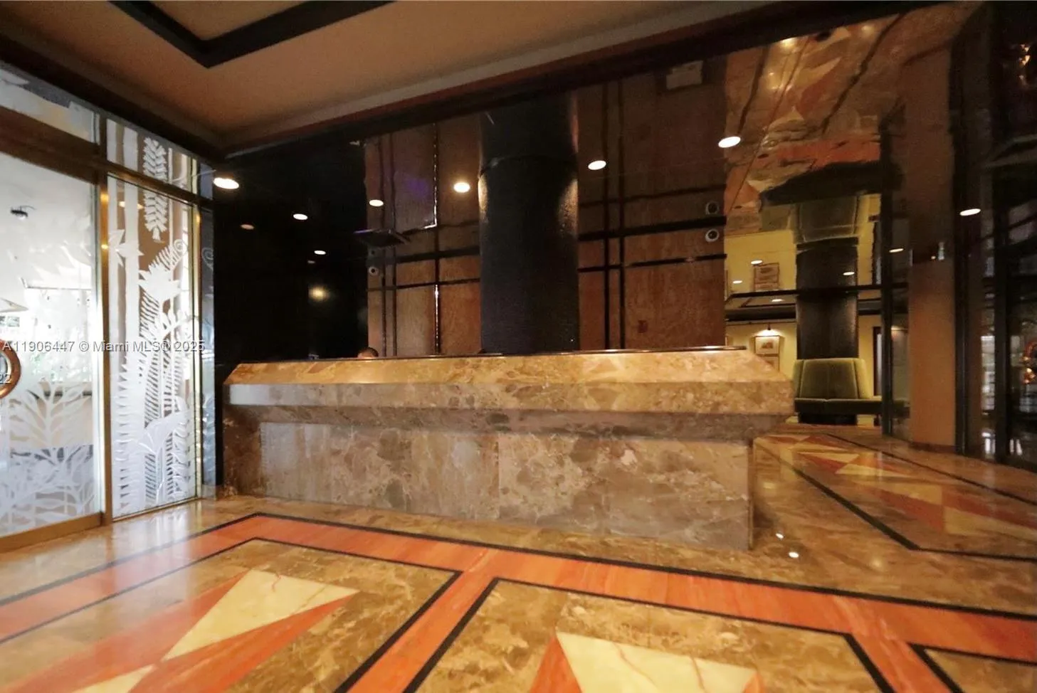 2843 S Bayshore Dr, #VILLA1 VILLA2